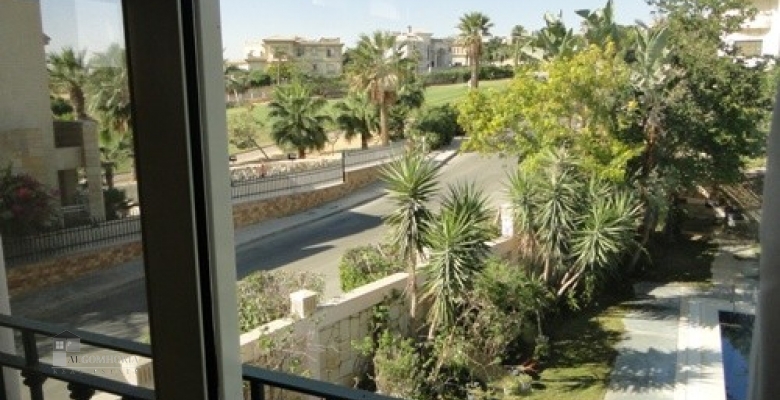 Unfurnished Villa for rent 1200.00 M2 in Cairo, Tagamoa El Khames