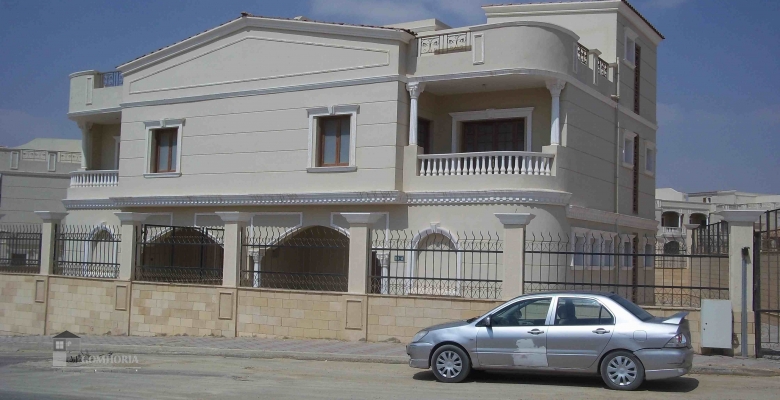 Unfurnished Twin House for rent 266.00 M2 in Cairo, Tagamoa El Khames