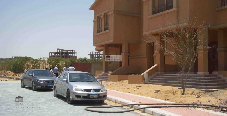 Unfurnished Twin House for rent 0.00 M2 in Cairo, Tagamoa El Khames