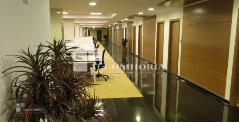 Commercial Space for rent 925.00 M2 in Cairo, Tagamoa El Khames