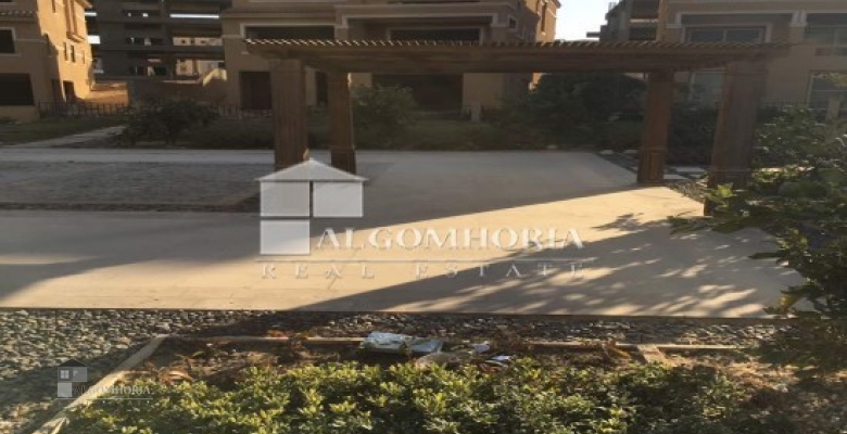 Villa 610.00 for sale M2 in Cairo, Tagamoa El Khames