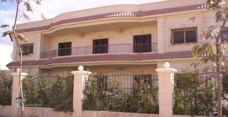 Unfurnished Building for rent 822.00 M2 in Giza, 6th of october