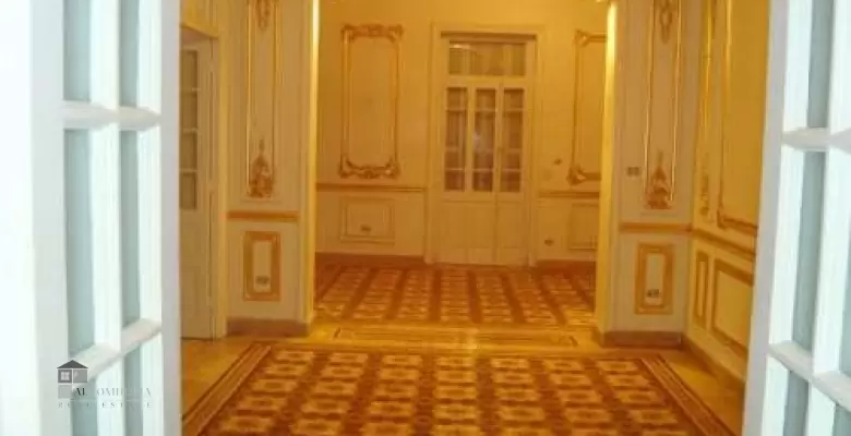 Unfurnished Apartment for rent 310.00 M2 in Cairo, Heliopolis