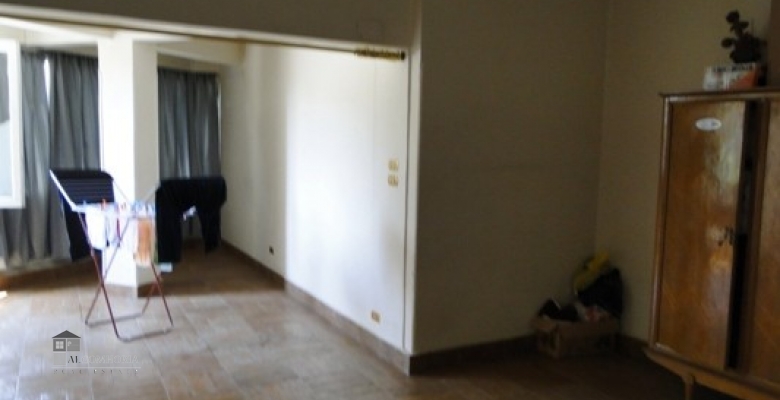 Unfurnished Apartment for rent 320.00 M2 in Giza, Mohandeseen