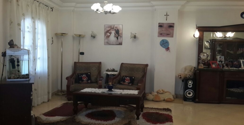 شقه للبيع
