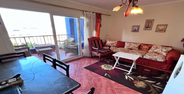 شاليه للايجار في بورتو مارينا .  Chalet for rent in Porto Marina